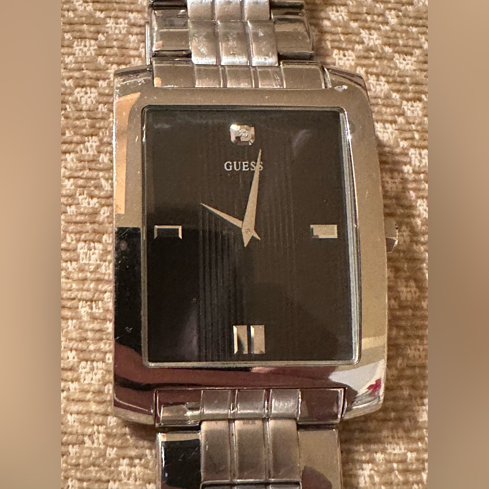 Guess Watch Mens Steel Diamond Vintage U10018G1 . Running.